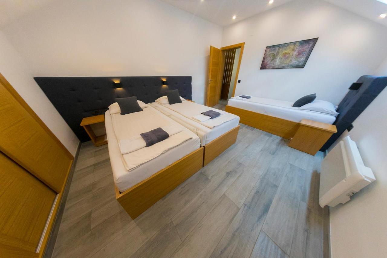 Apartments Oeneus Racic Exterior foto
